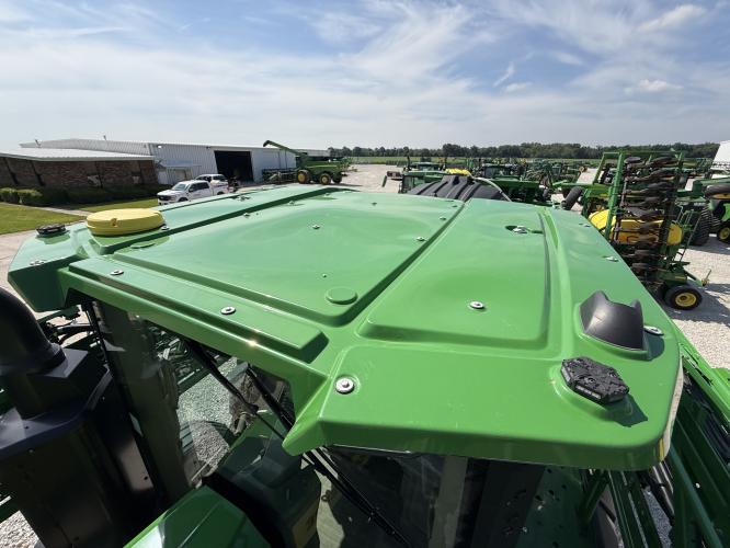 John Deere 412R