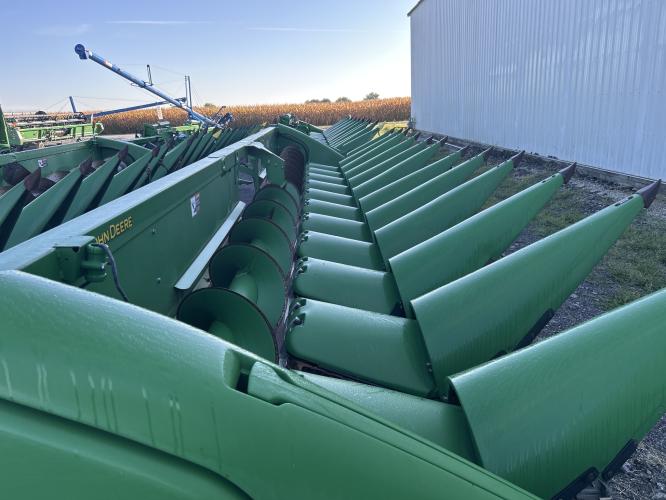 John Deere 612C