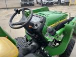 John Deere 3038E