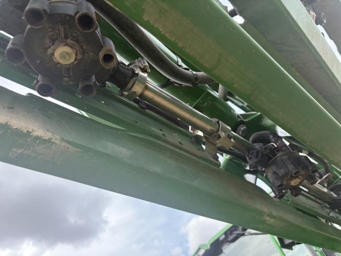 John Deere 412R