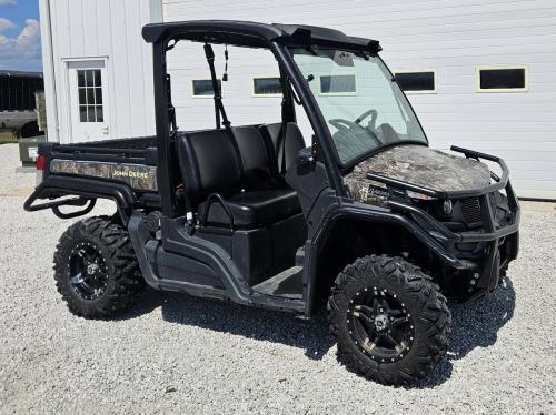  John Deere XUV 835M