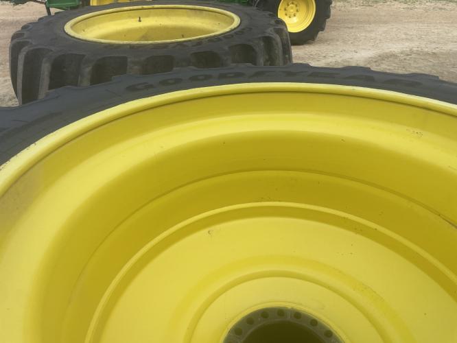 Goodyear 1250/35R46