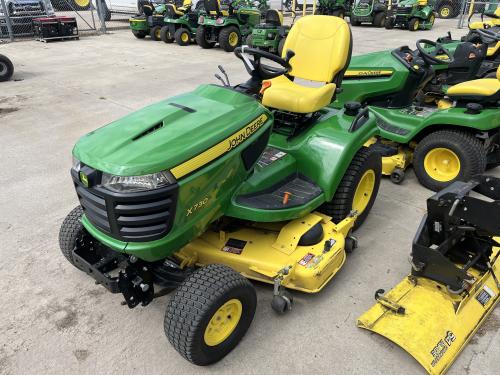 2022 John Deere X730