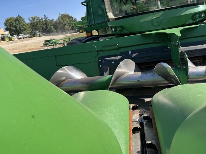John Deere 612C