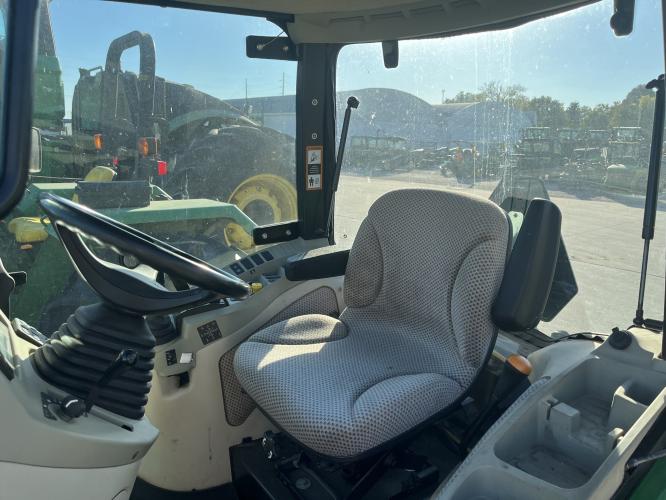 John Deere 4052R