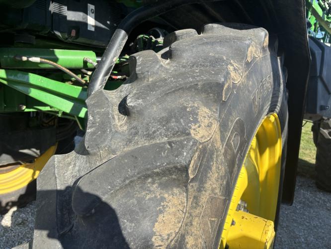 John Deere 612R