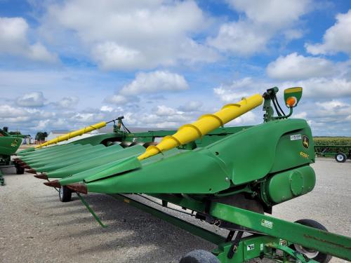 2015 John Deere 608C StalkMaster