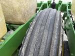 John Deere 7200