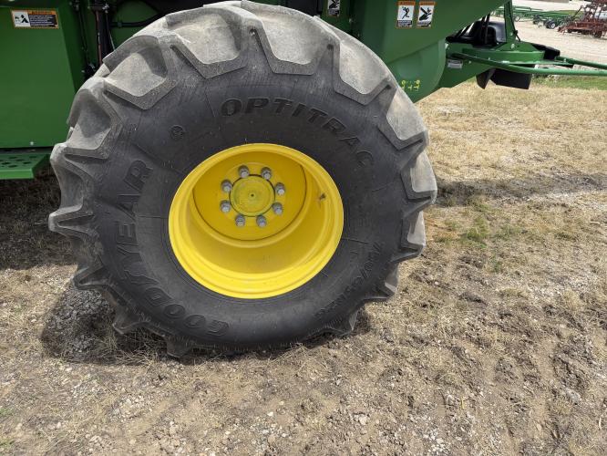 John Deere S780