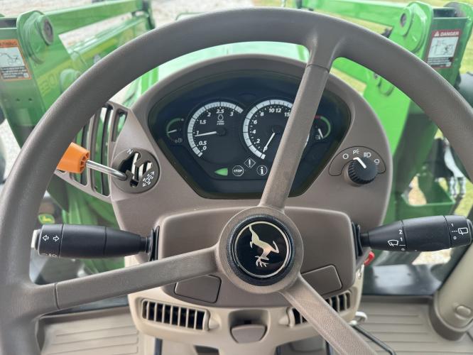 John Deere 6115R