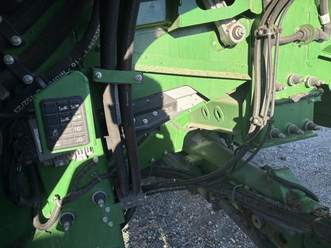 John Deere X9 1100