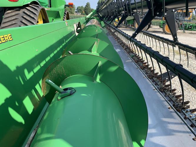 John Deere 630F