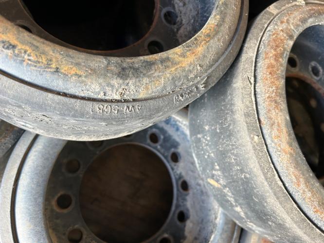 John Deere RE594956 ROLLER FOR 8RX - 18" TRACK