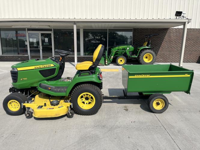 John Deere X730