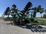 John Deere 2720