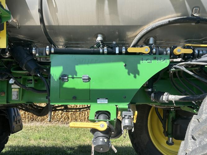 John Deere 616R