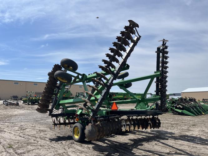 John Deere 630