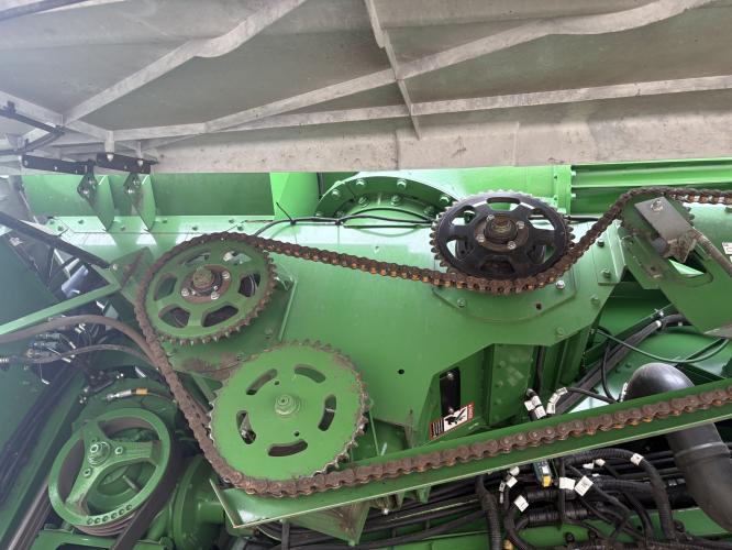 John Deere S780