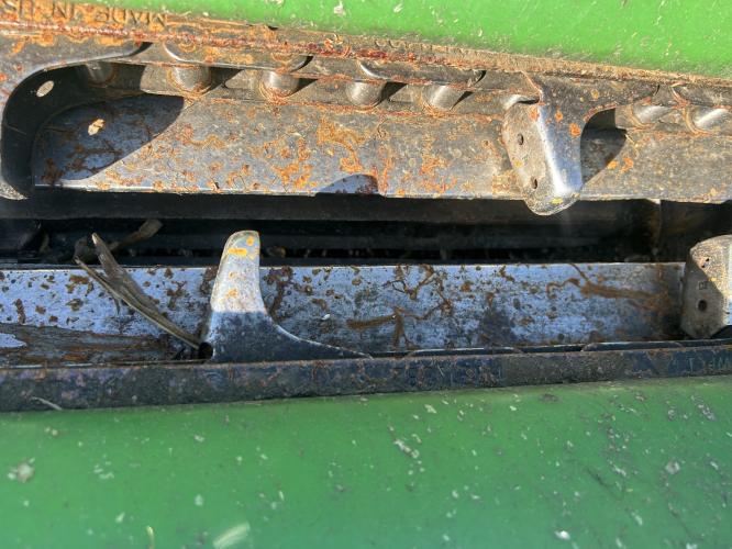 John Deere 608C