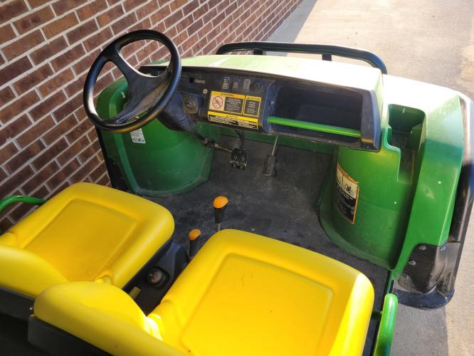 John Deere TX 4X2