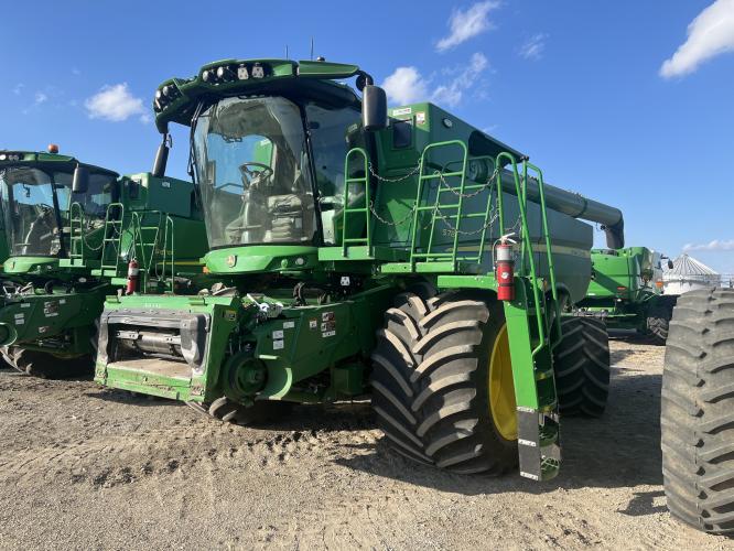 John Deere S780