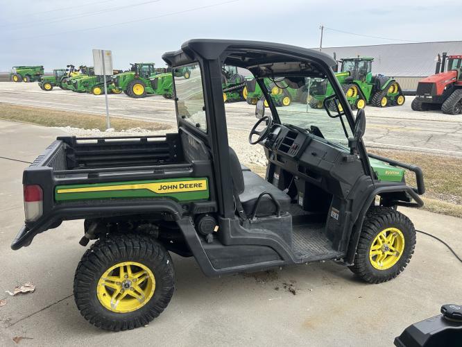 John Deere XUV835M