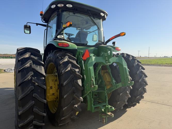 John Deere 8370R