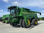 John Deere S7 700