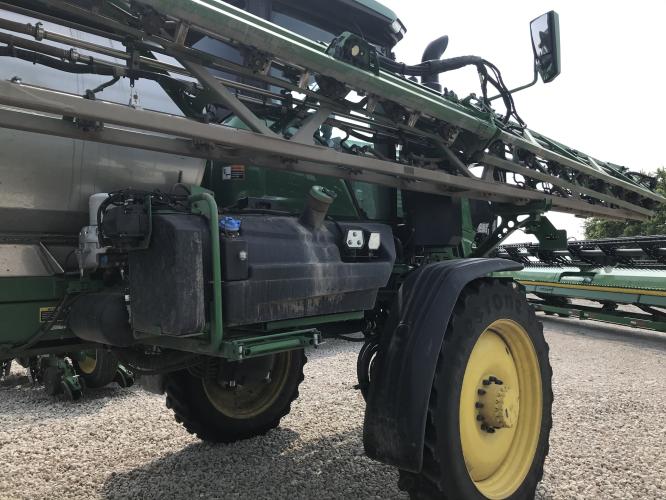 John Deere 412R