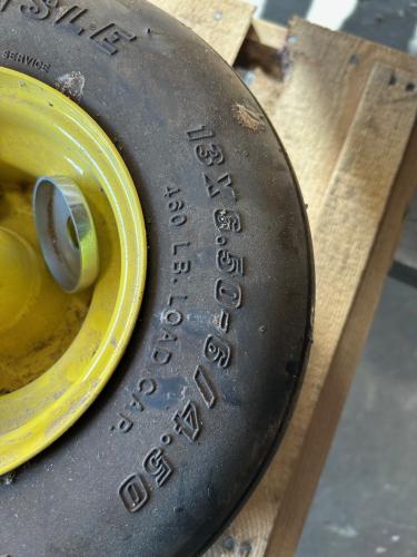 John Deere NEW TAKE OFF AUC24723 -TIRE AND WHEEL 13X6.5-6  -