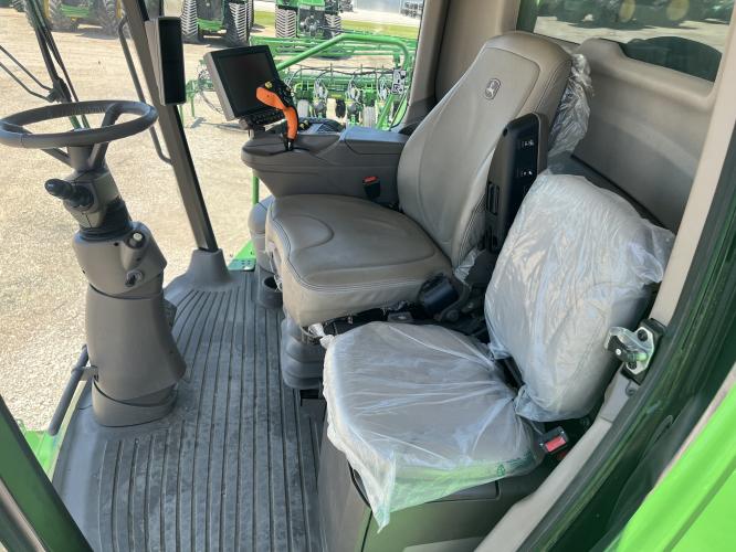 John Deere S790