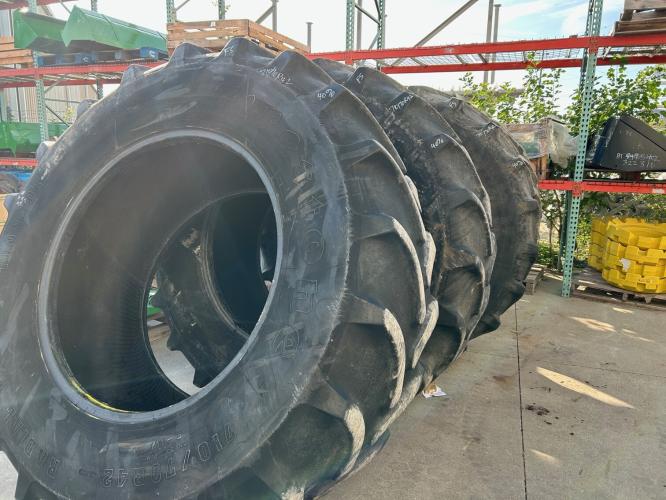 Firestone 710/70R42 DT TIRE