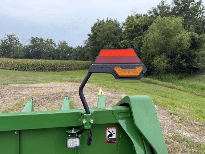 John Deere C8R