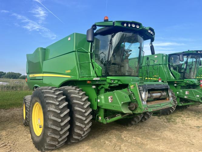 John Deere S680