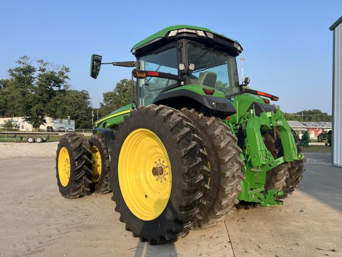 John Deere 8R 410