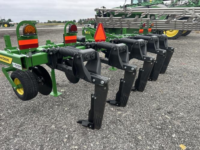 John Deere MT5