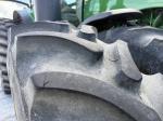 John Deere 8235R