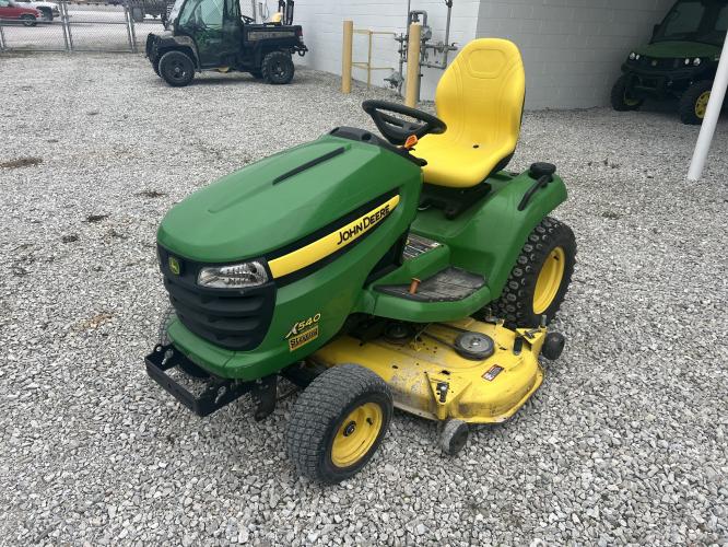 John Deere X540
