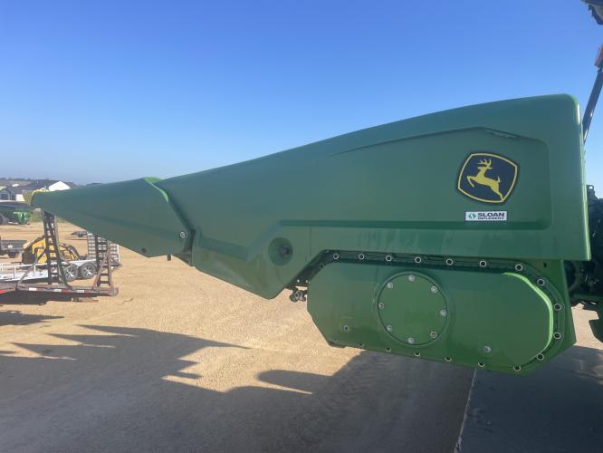John Deere C8R