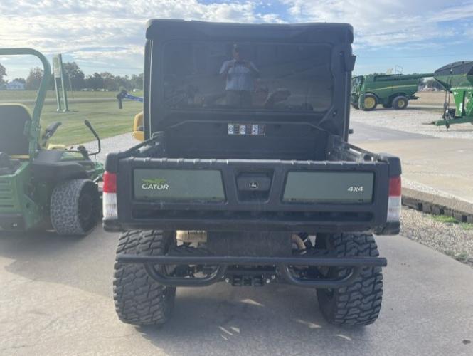 John Deere XUV835R Premium Cab