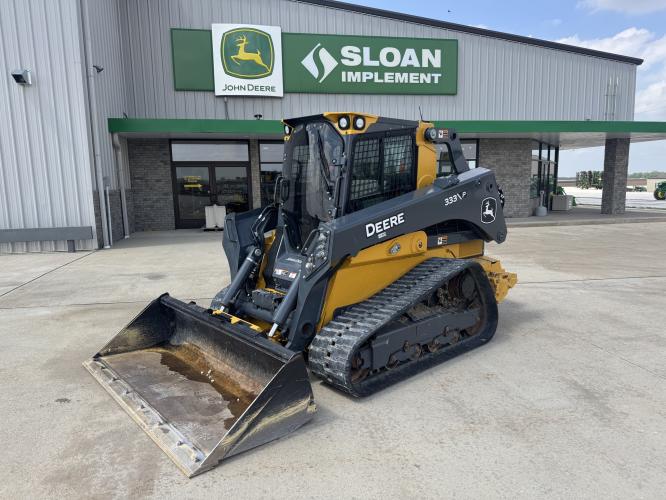 John Deere 333 P