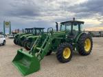 John Deere 6135E
