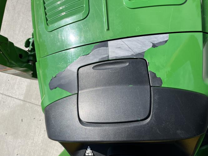 John Deere 3039R