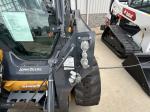 John Deere 320G