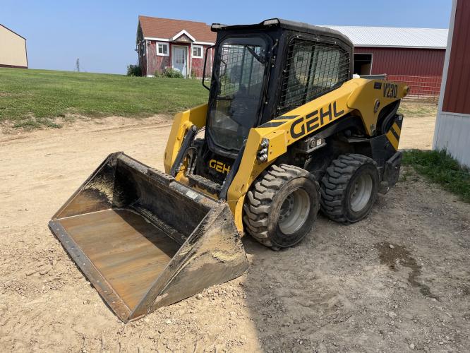 Gehl V230