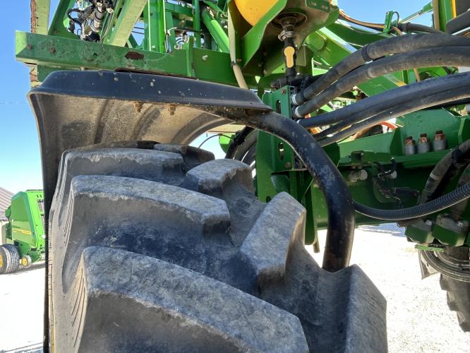 John Deere R4038