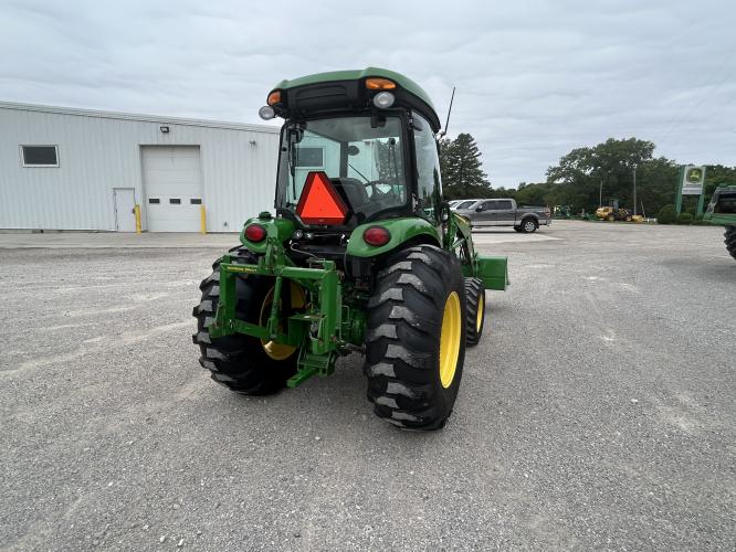 John Deere 4052R