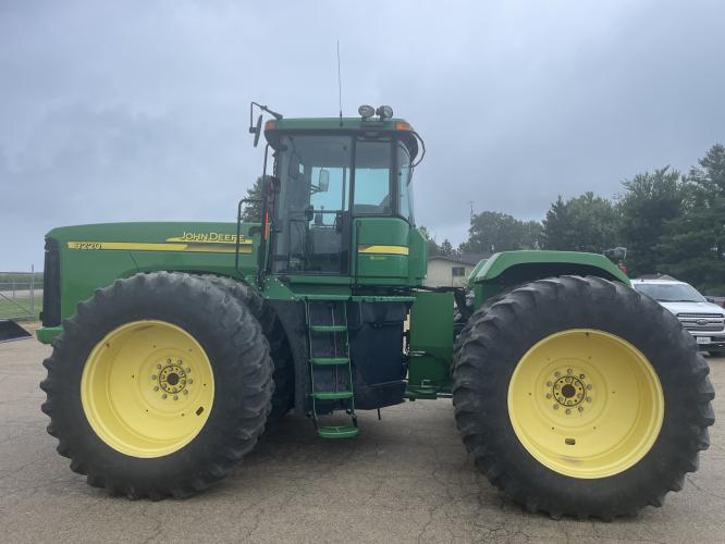 John Deere 9220