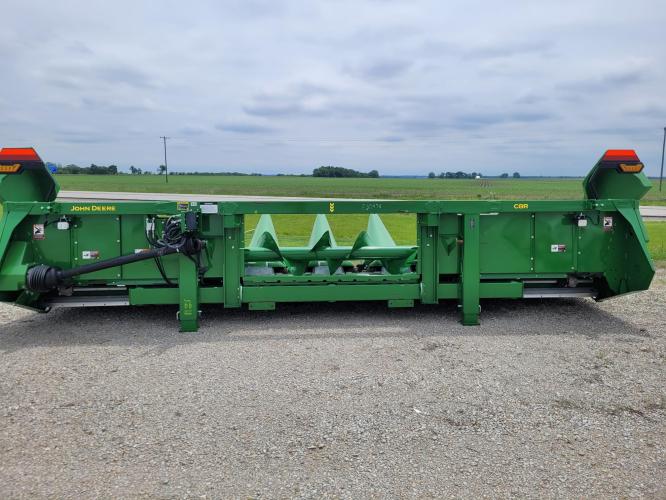 John Deere C8R