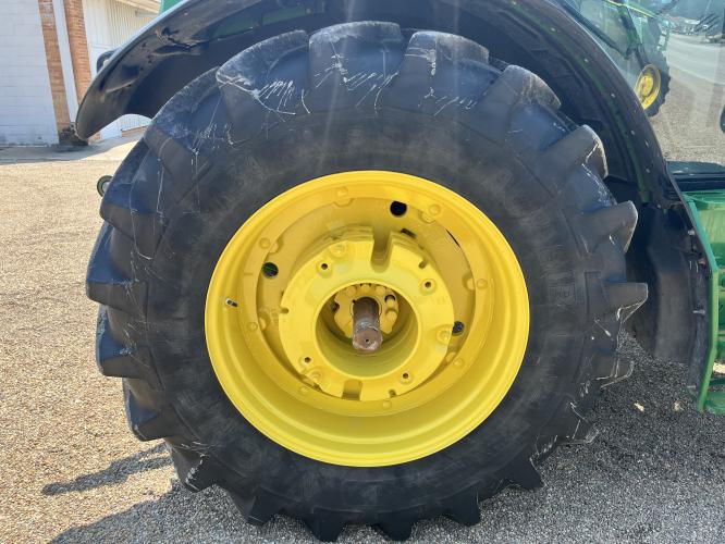 John Deere 6115R